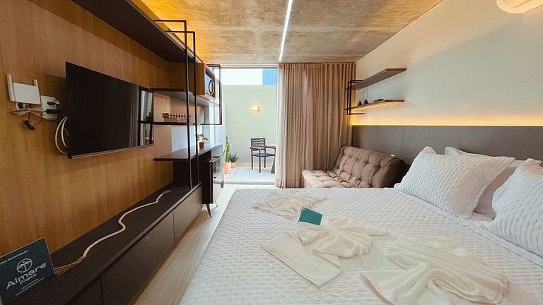 Setai Yacht Garden I By Almare Flats