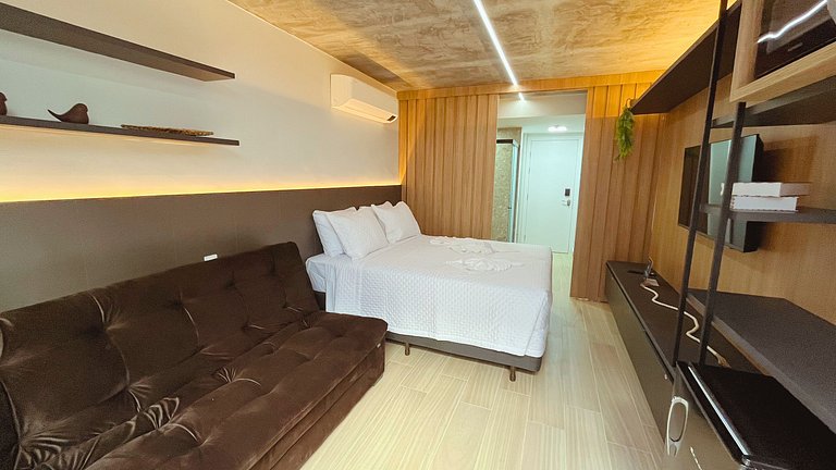 Setai Yacht Garden I By Almare Flats