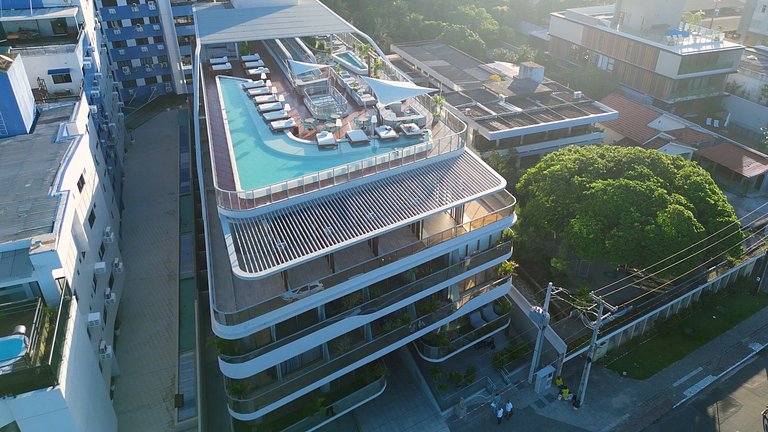 Setai Yacht Comfort - By Almare Flats