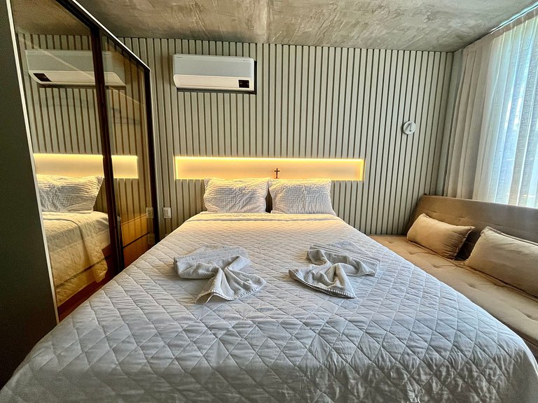 Setai Yacht Comfort II - By Almare Flats
