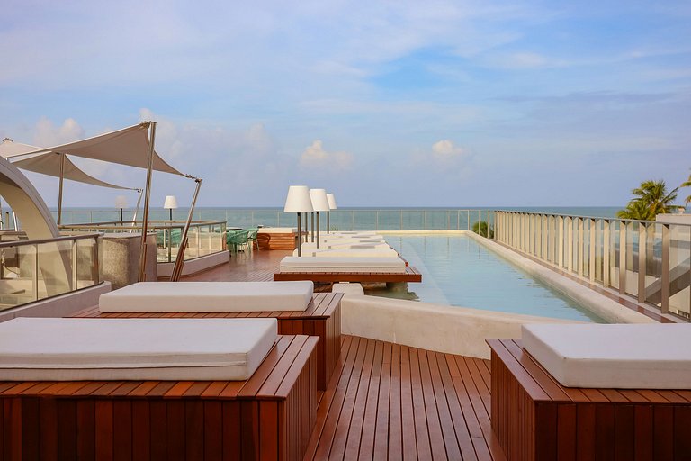 Setai Yacht Garden III By Almare Flats