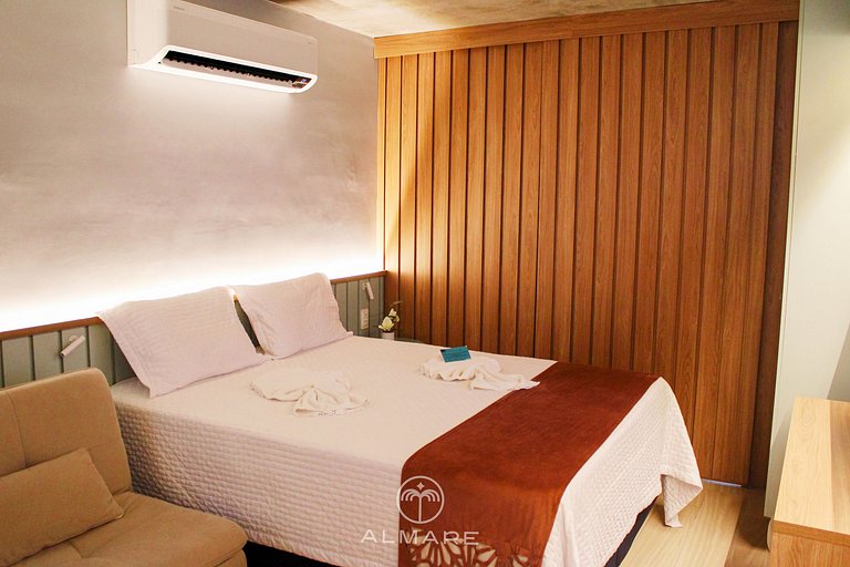 Setai Yacht Studio 3 - By Almare Flats