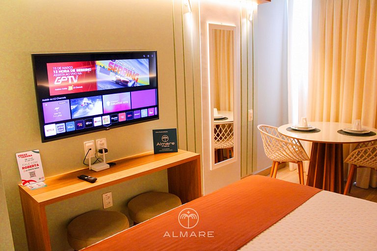 Setai Yacht Studio 3 - By Almare Flats