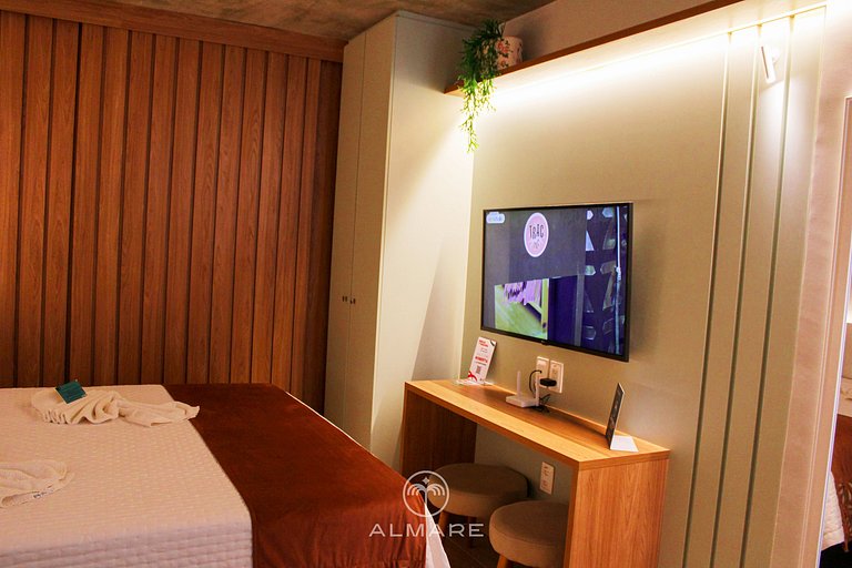 Setai Yacht Studio 3 - By Almare Flats