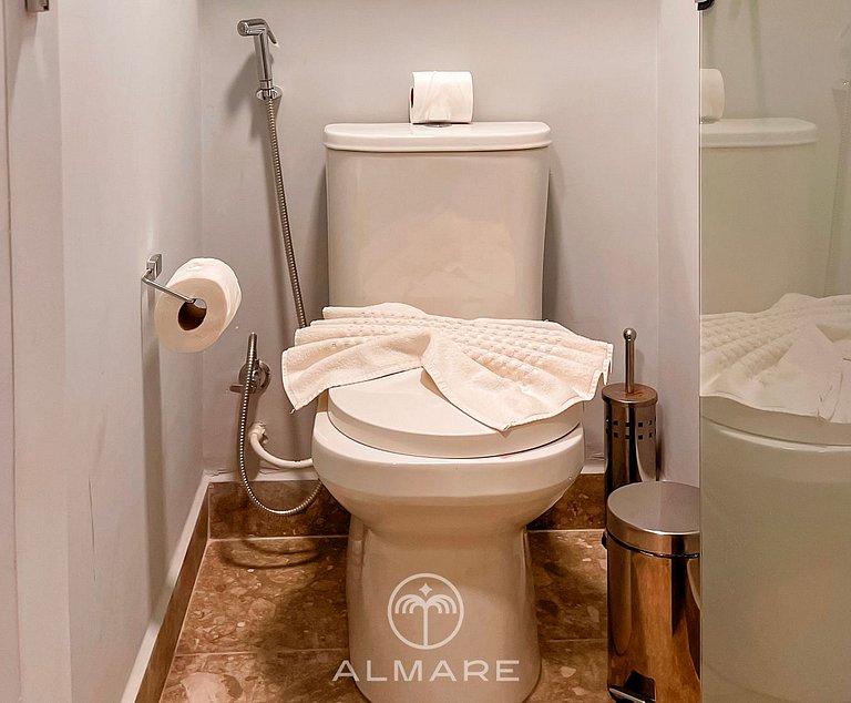 Setai Yacht Studio 3 - By Almare Flats